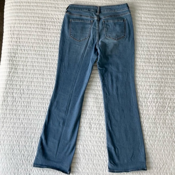 👖HP👖 Old Navy Mid Rise Boot Cut Jeans 8P - Picture 4 of 6